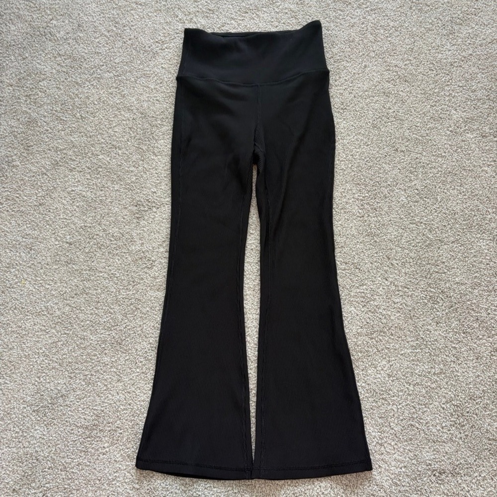 Athleta Elation Rib Crop Flare Womens S Black Athletic Athleisure‎ Preppy Casual